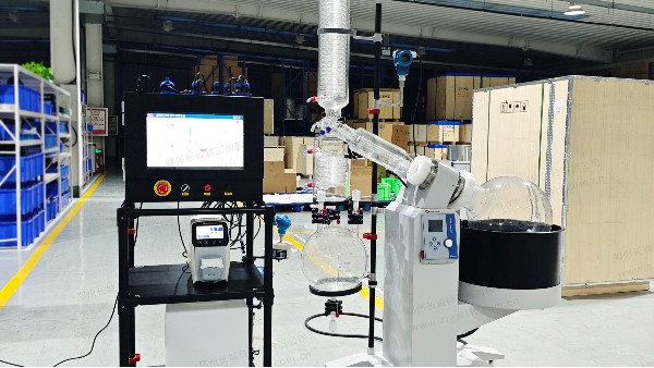 智能旋转蒸发仪：让实验安全成为科研的隐形守护者